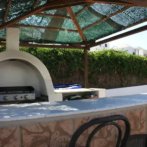 https://villa-mac.in-canary-islands.com